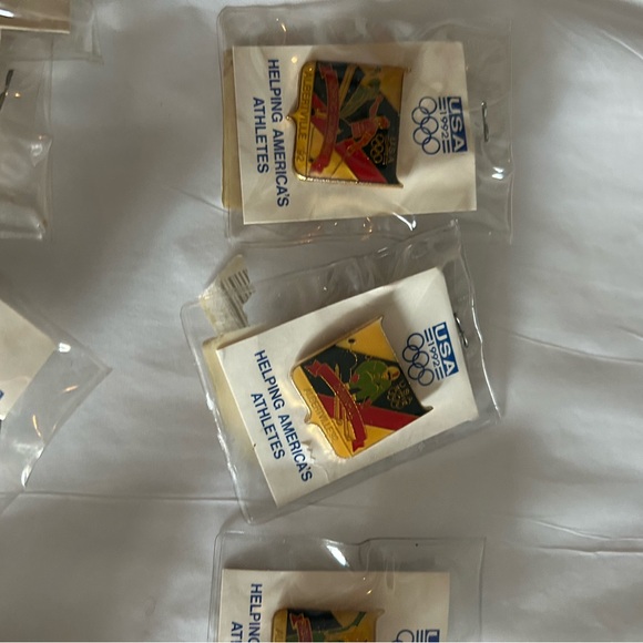 Vintage Collectible 1992 USA Olympic Pins with Gold Accents  - set of 9 - Picture 5 of 13